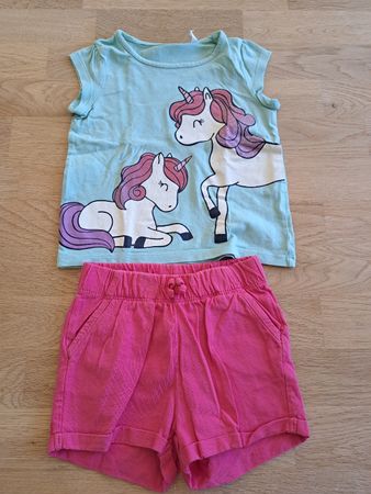 Sommerliches Einhorn-Set, Top und Shorts, Grösse 92