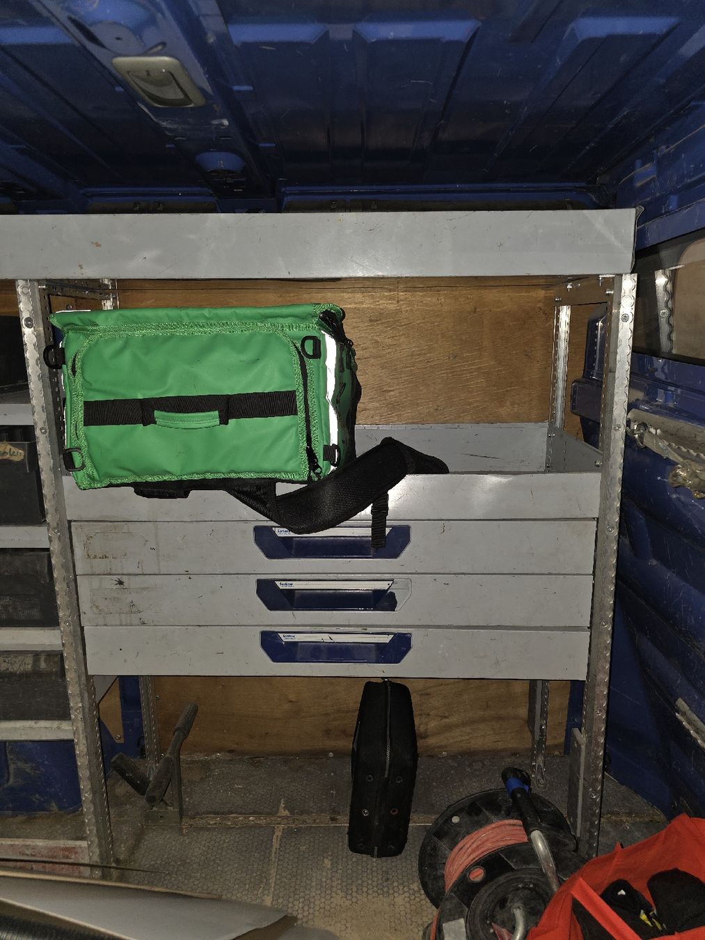 Sortimo Tutti gli attrezzi: Sortimo utilitaire - 200x40x h130 – Usato da Fribourg venduto da DC-SAN