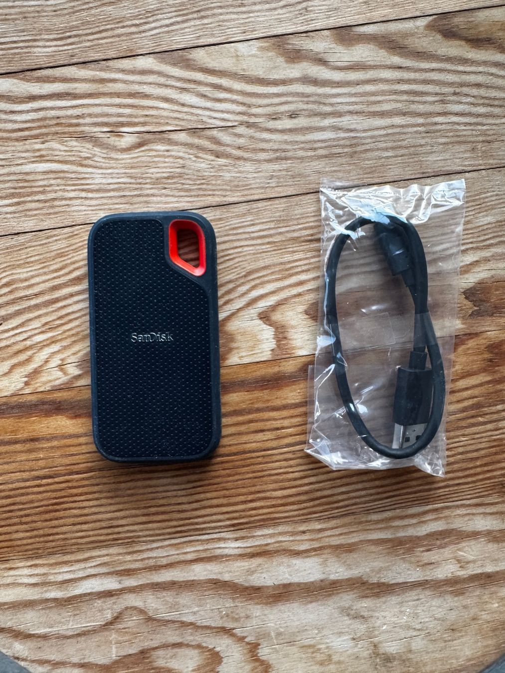 Sandisk Harddisks: Sandisk EXTREME 1TB – Gebraucht aus Lausanne von ponifull