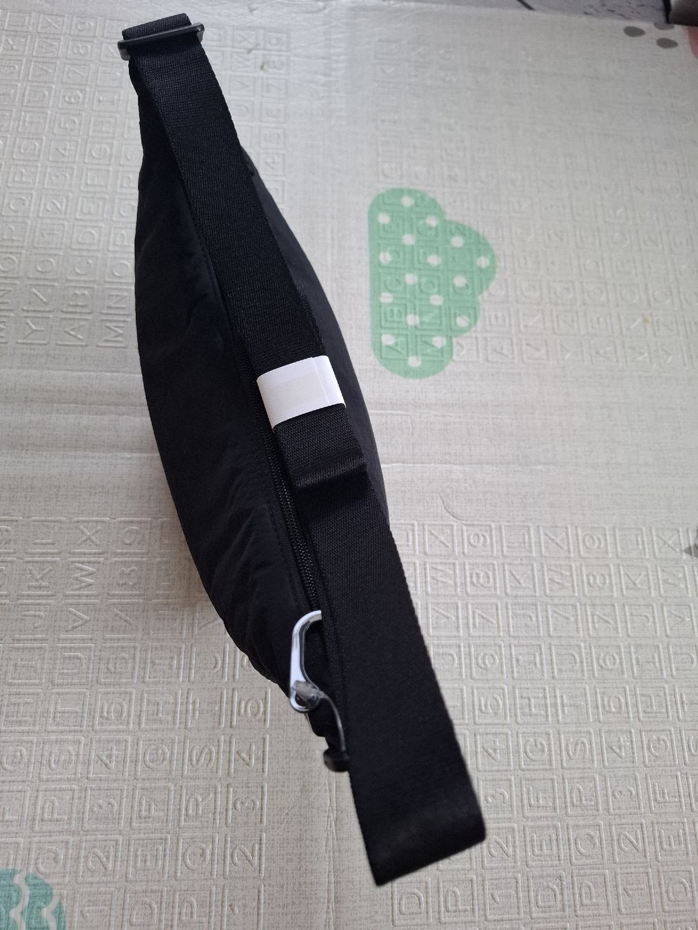 Uniqlo Borse: Uniqlo klassische Tasche Neu – Nuovo e nell'imballaggio originale da Brig venduto da Tucan_52wm 3