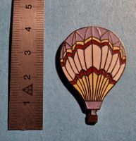 grosser Ballon Pin farbig