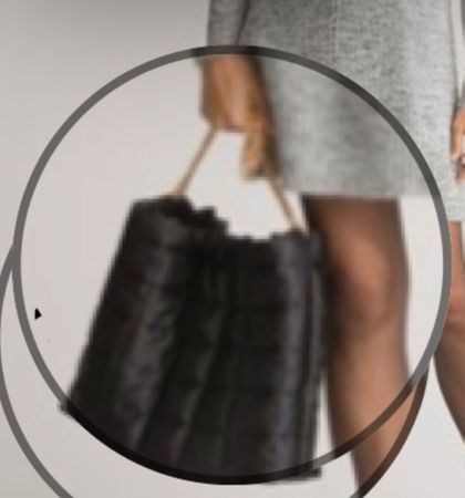 Schwarze Handtasche aus Stoff 