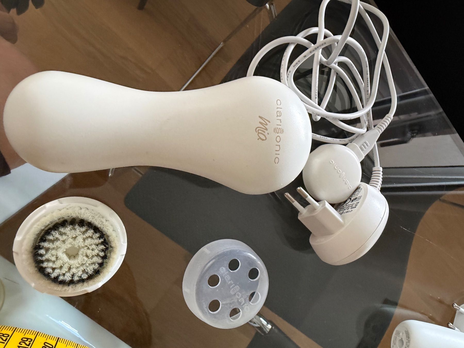 Clarisonic Soins du visage: Clarisonic Mia mit Ladegerät – D'occasion à Nussbaumen AG par HelenaDavid1910 2