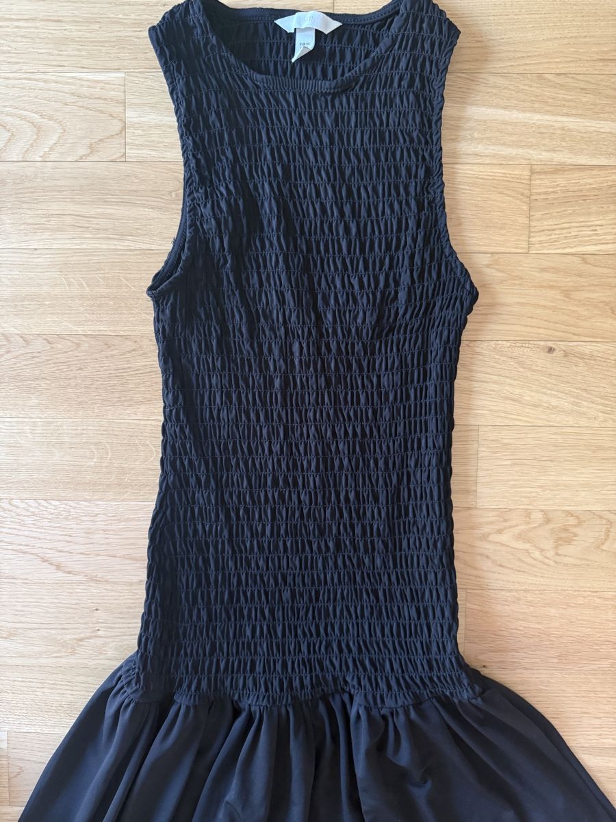 H&M Vestiti: Schwarzes Sommerkleid von H&M – Nuovo (secondo la descrizione) da Zürich venduto da Koller.S 1