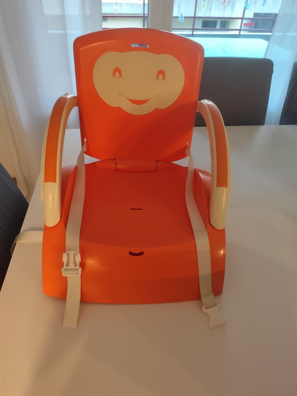 Sièges auto: Kindersitz – D'occasion à St. Gallen par CoralieCapt 1