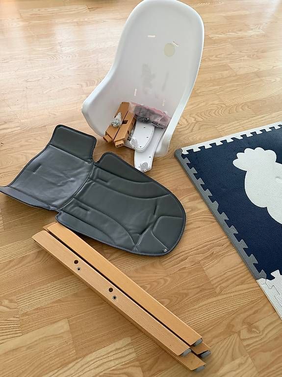Chaises hautes: Kinderstuhl – D'occasion à Au ZH par Ssamkova 2