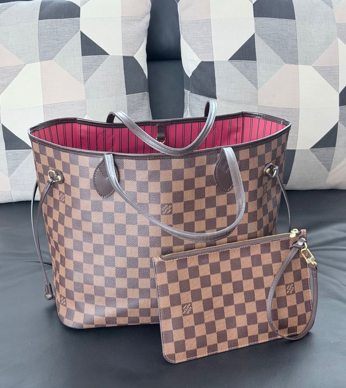 Louis Vuitton Sacs femmes: Louis Vuitton Neverfull – D'occasion à Reinach AG par RobbisB 4
