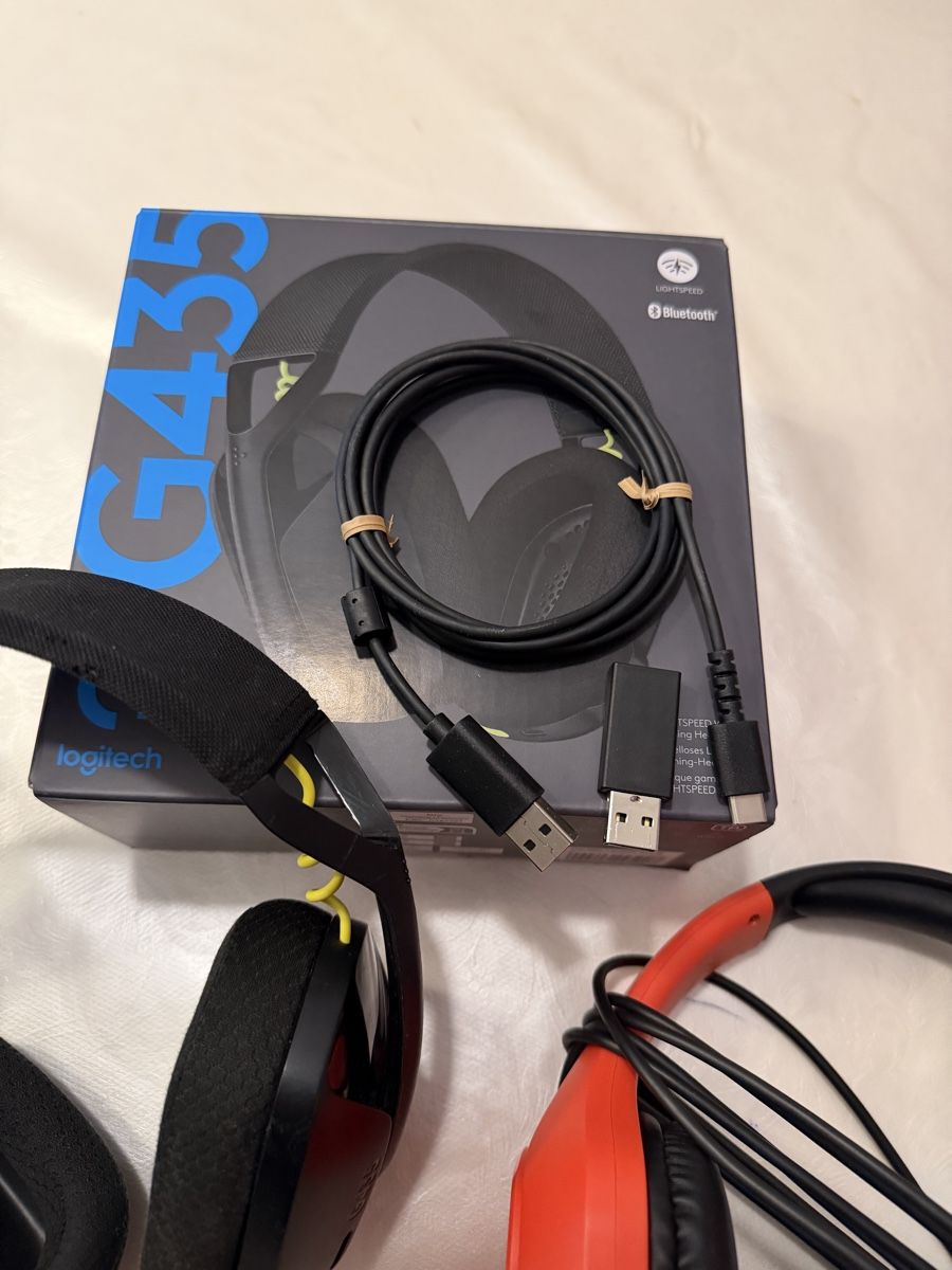 Logitech Cuffie: casque Gaming Logitech G435 + un casque  – Usato da La Chaux-de-Fonds venduto da Fatal_Cas67 3