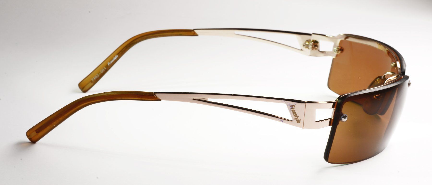 Brillen & Gläser: Stylische Damen Sonnenbrille – Neu und originalverpackt aus Neerach von i-style24 3