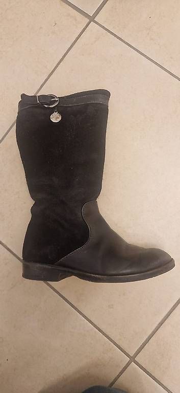 Scarpe da donna: Stivali di camoscio/pelle  – Usato da Massagno venduto da Ale86 1