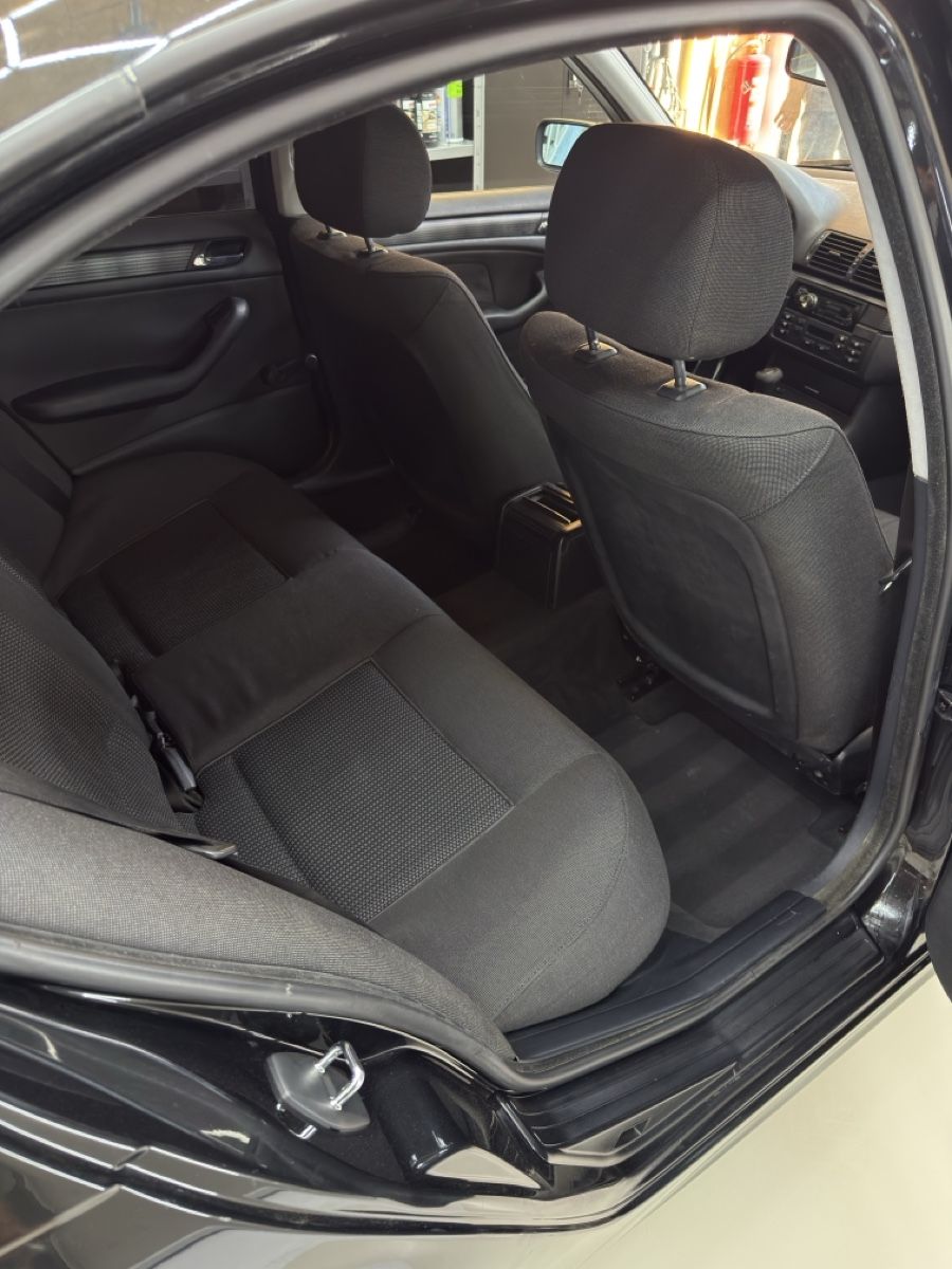 BMW Autos: BMW 320d E46 2.0L – Gebraucht aus Schmerikon von s5andro5 9
