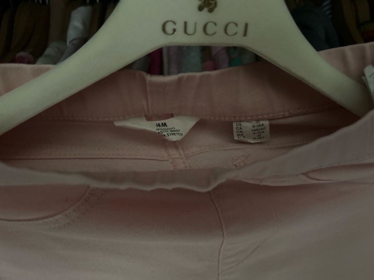 H&M Pantaloni: Rosa Mädchen Jeans H&M Gr. 140 Stretch – Usato da Salenstein venduto da sehrgut 1