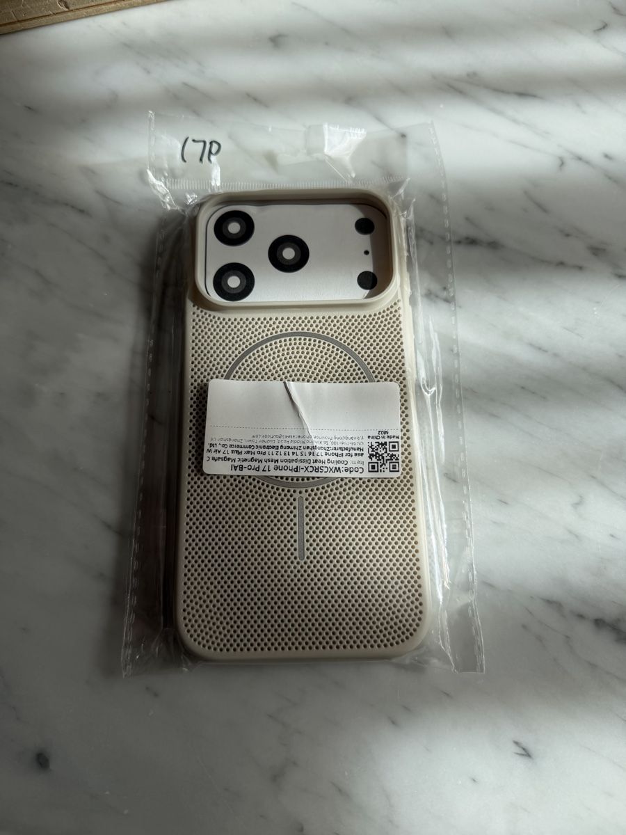 Covers & Schutzfolien: Iphone 17 pro / 18 pro Hülle  – Neu und originalverpackt aus Dinhard von zav_2ysk