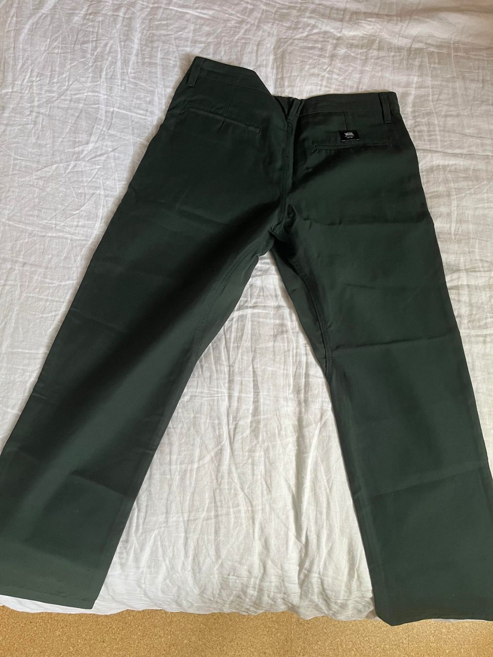 Vans Hosen: Wie neue Vans Authentic Chinohose Gr. 34 – Gebraucht aus Effretikon von ChrisLamberger 2