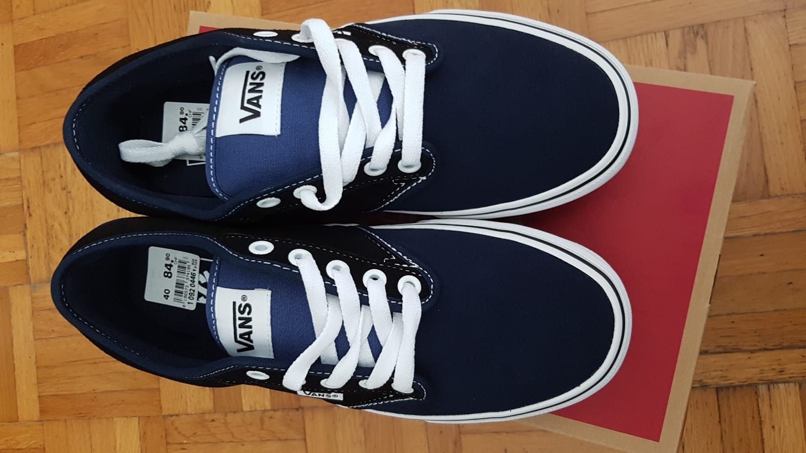 Vans Scarpe da uomo: Vans ARWOOD Retro Suede Gr.40,Leder. – Nuovo e nell'imballaggio originale da Zürich venduto da ata_c8nh 5