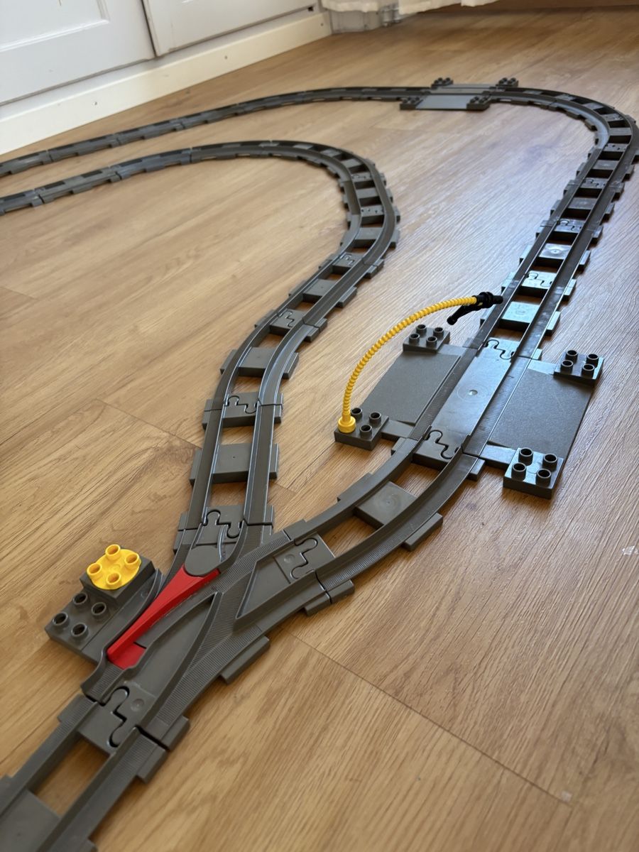 Lego Spielzeuge: Riesiges Lego Duplo Einsenbahn Set – Gebraucht aus Lohn SH von mic_fzn9 5