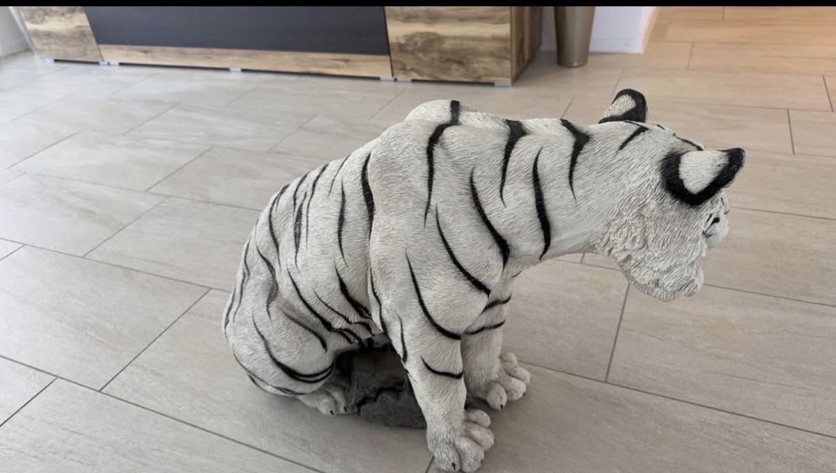Statuette: Weisser Tiger, Top Zustand! – Nuovo (secondo la descrizione) da Rorschacherberg venduto da dom1987 1