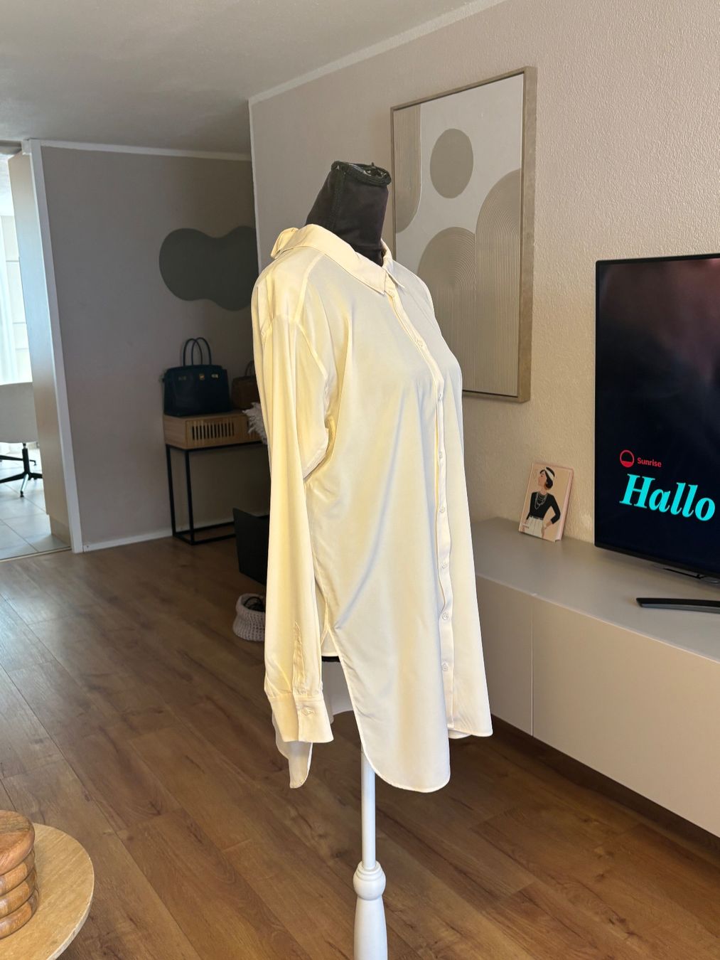 Blusen: Turnover Long  Bluse 100% Seide – Gebraucht aus St. Margrethen SG von dijanaO 1