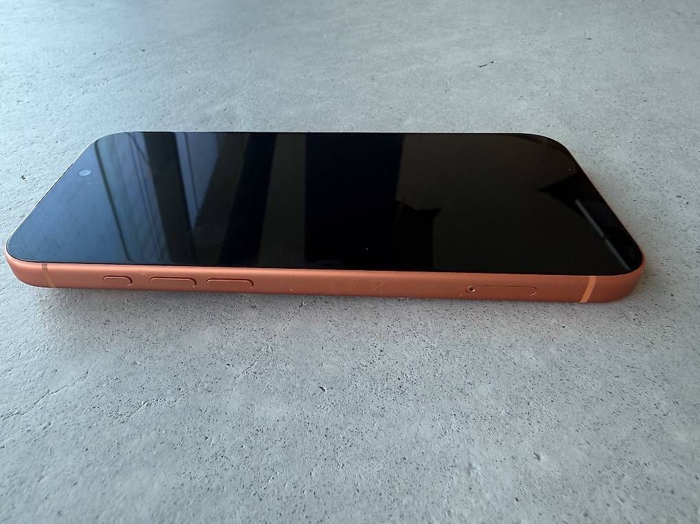 Apple Handys / Smartphones: Apple iPhone 17 Pro Max 256 GB  Cosmic Orange – Gebraucht aus Madetswil von cyr_q58s 2
