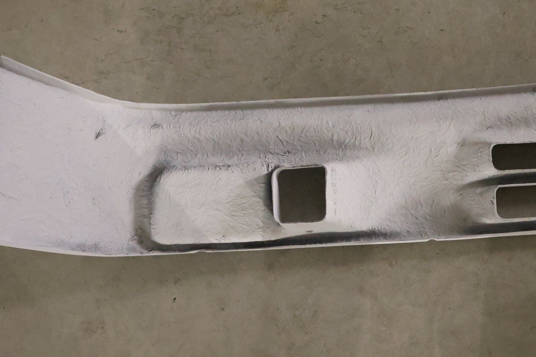 Tutti pezzi di ricambio auto: GFK Frontspoiler 3er BMW E30 mit Nebelscheinwerfern – Nuovo (secondo la descrizione) da Moosseedorf venduto da Illy22 4