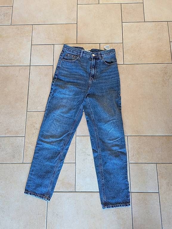 Jeans: Jeans Pull&Bear – D'occasion à Saillon par vic_xny8