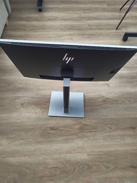 Monitor: HP EliteDisplay E273m 27" Monitor mit Webcam – Usato da Basel venduto da zga_cll9 3
