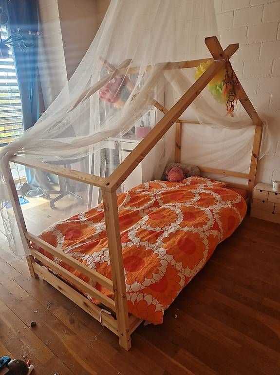 Letti: Kinderbett, Hausbett – Usato da Stettfurt venduto da est_2tvl