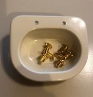Lavabo Kunststoff mit Messingarmatur für die Puppenstube