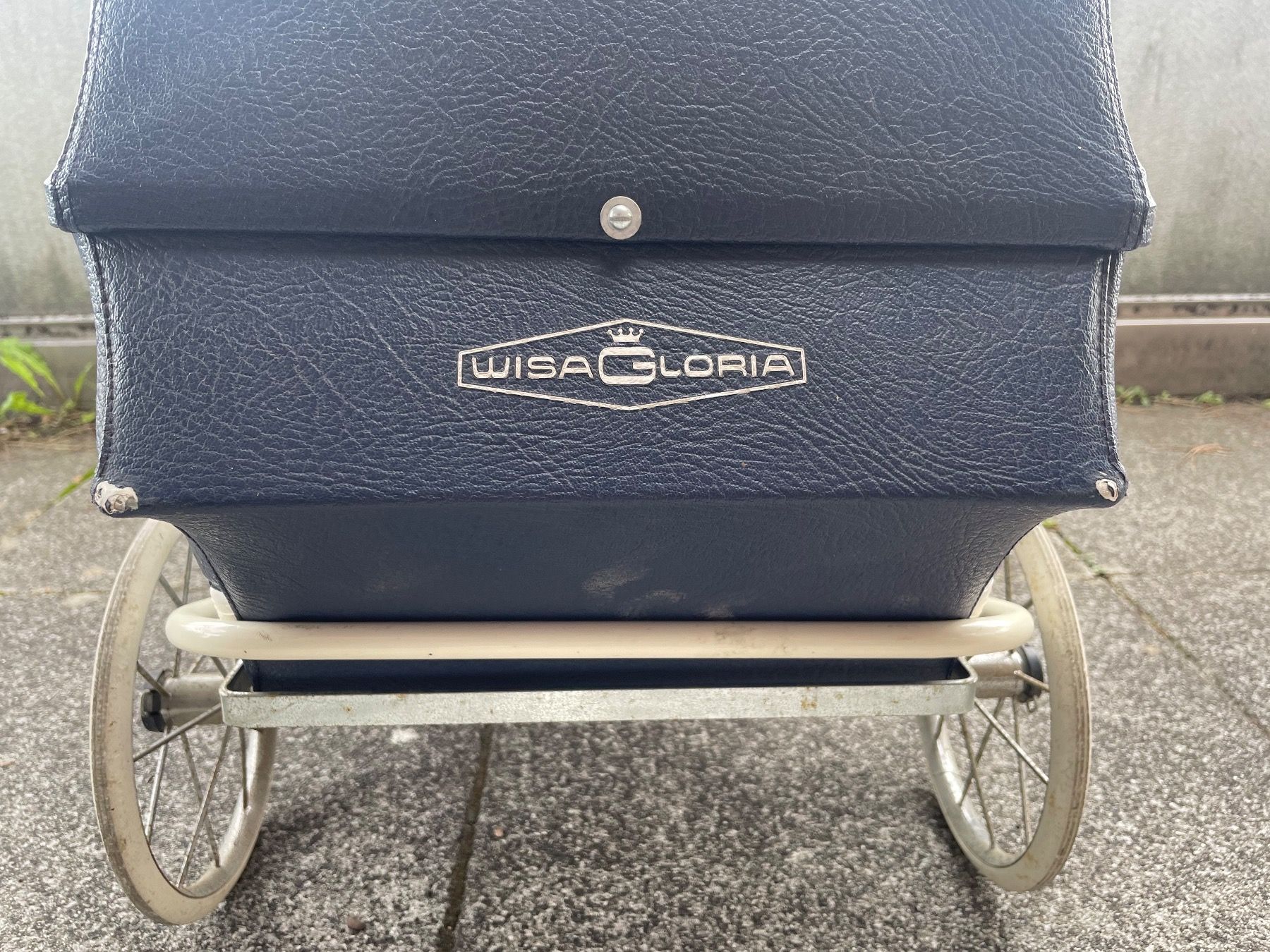 Kinderwagen: Ancienne Poussette Wisa Gloria en Cuir – Gebraucht aus Vallamand von Bricbracbroc82 1