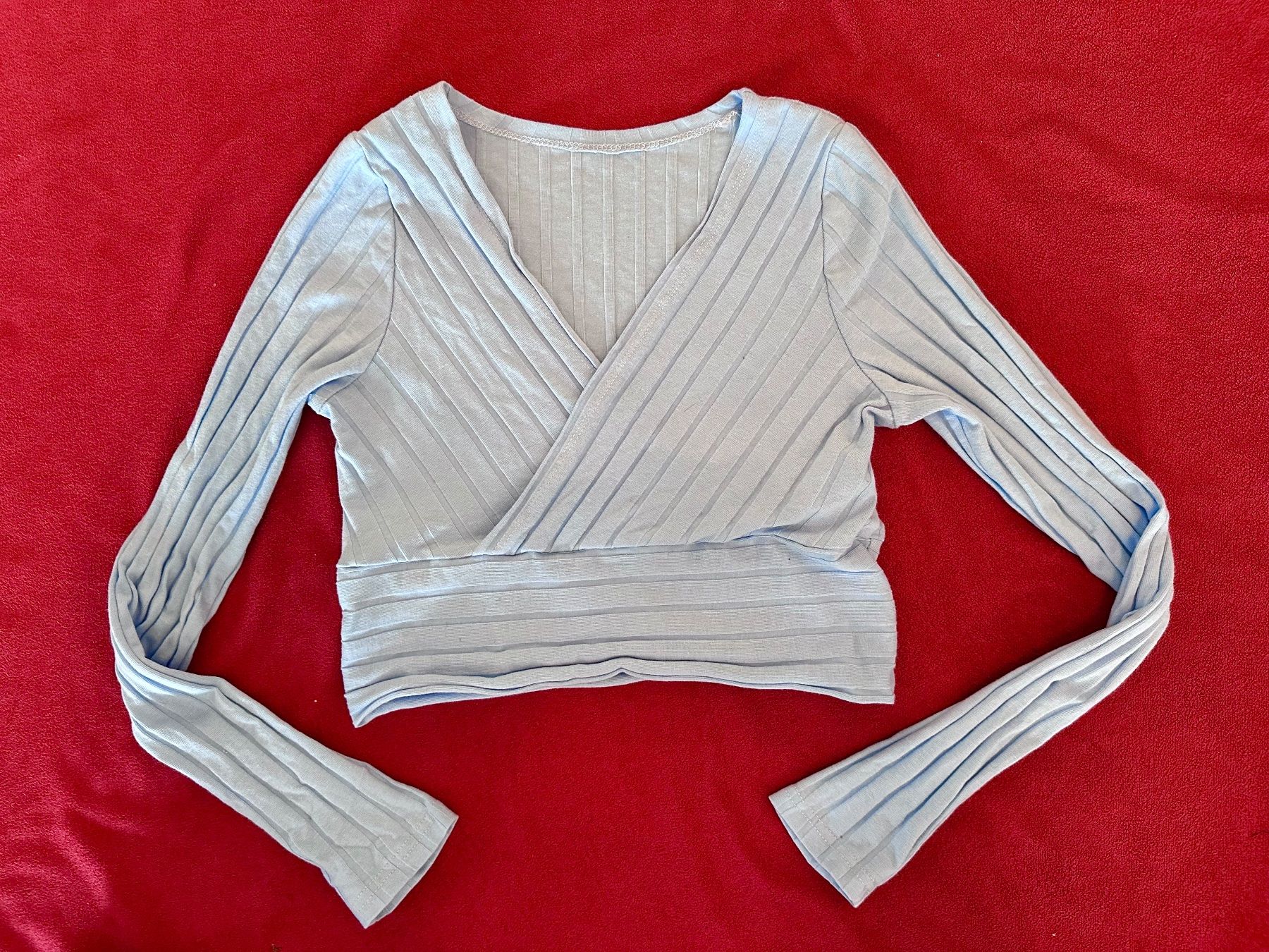 Kleiderpakete: Paket 5 x Oberteil Gr. M hellblau top Zustand – Gebraucht aus Emmenbrücke von little.treasures 1