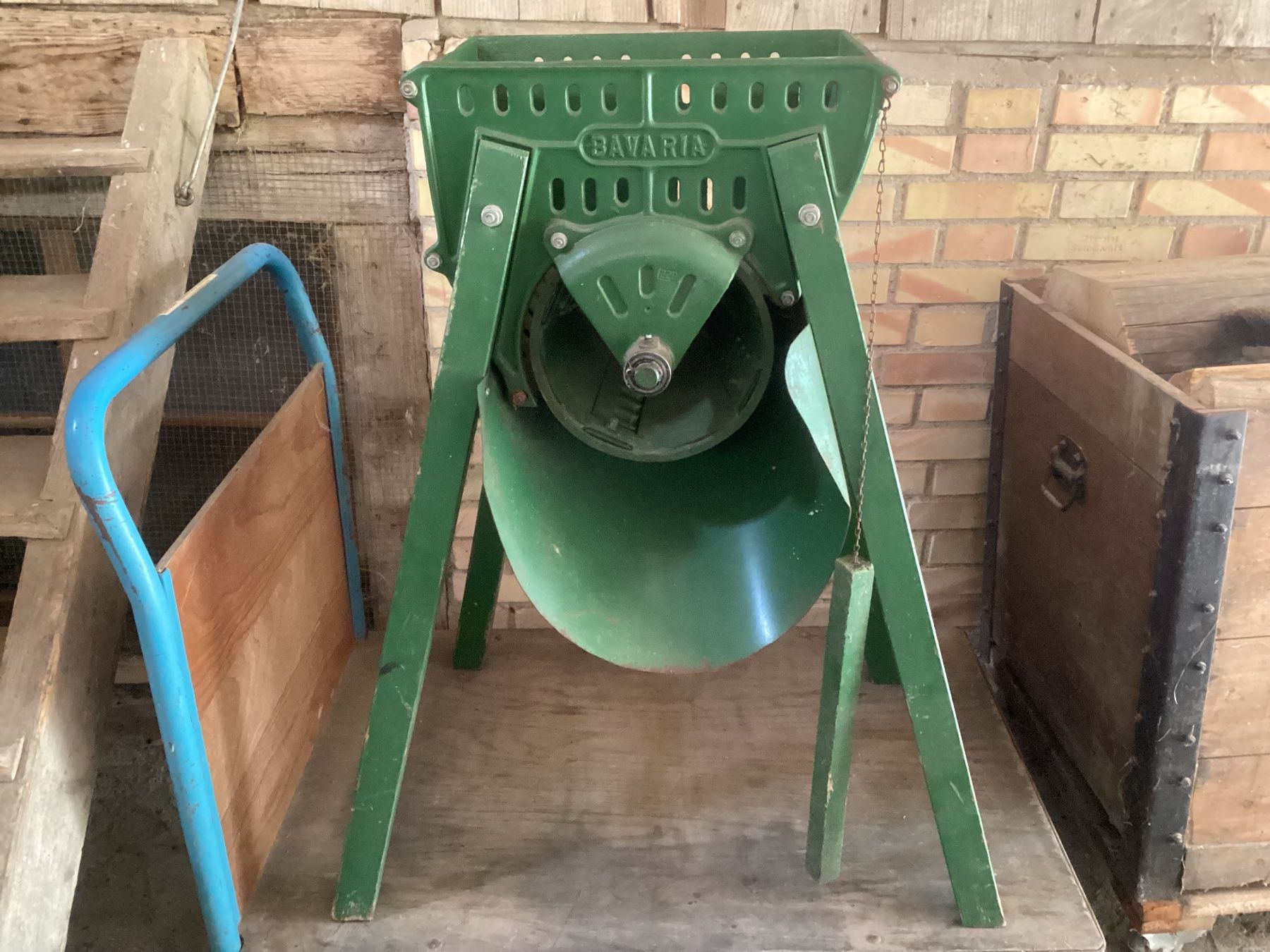 Alle Maschinen: Obstmühle Bavaria – Gebraucht aus Luthern von svb_b5ls