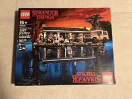 LEGO Stranger Things - The Upside Down 75810, Neu!