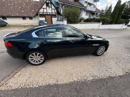 Jaguar XE Prestige zu verkaufen