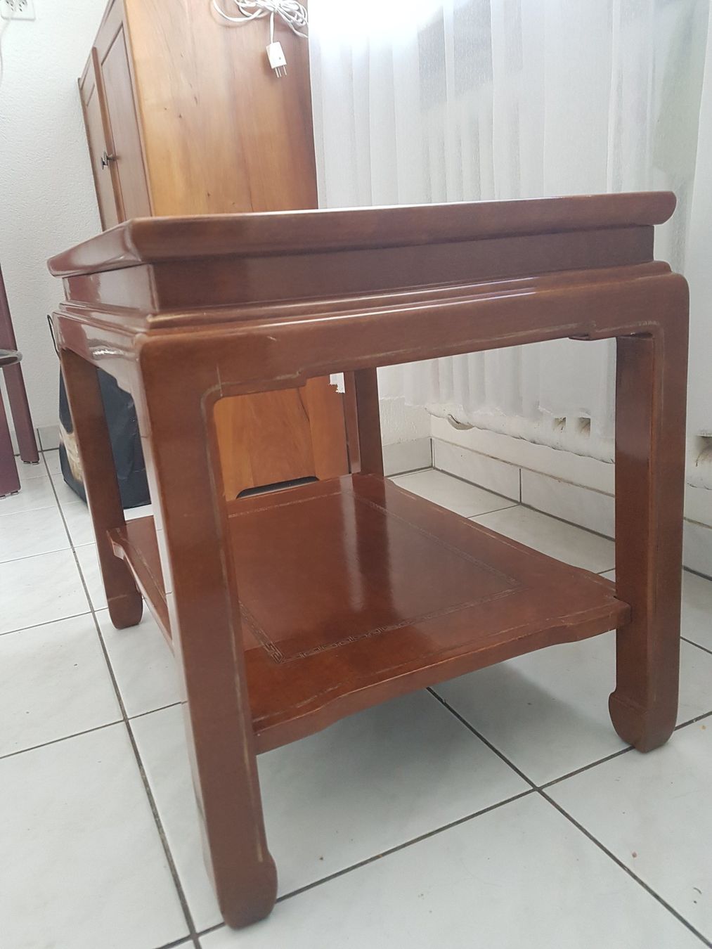 Tische: Beistelltisch chinesisch Asien Lacktisch – Gebraucht aus Wallisellen von Swissline11
