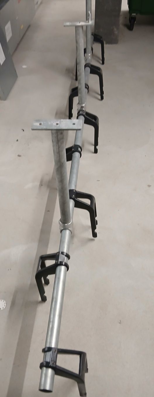 Supporti per biciclette: Velo Wand- bzw. Bodenhalter – Usato da Zürich venduto da carolus4 1