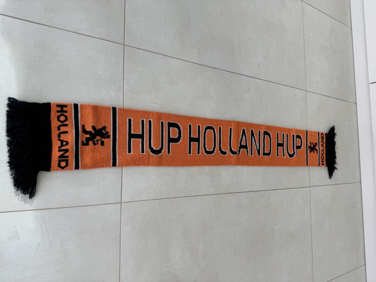 Foulard & Sciarpe: Fan-Schal Holland – Nuovo (secondo la descrizione) da Lugnorre venduto da ulr_lqc6 2