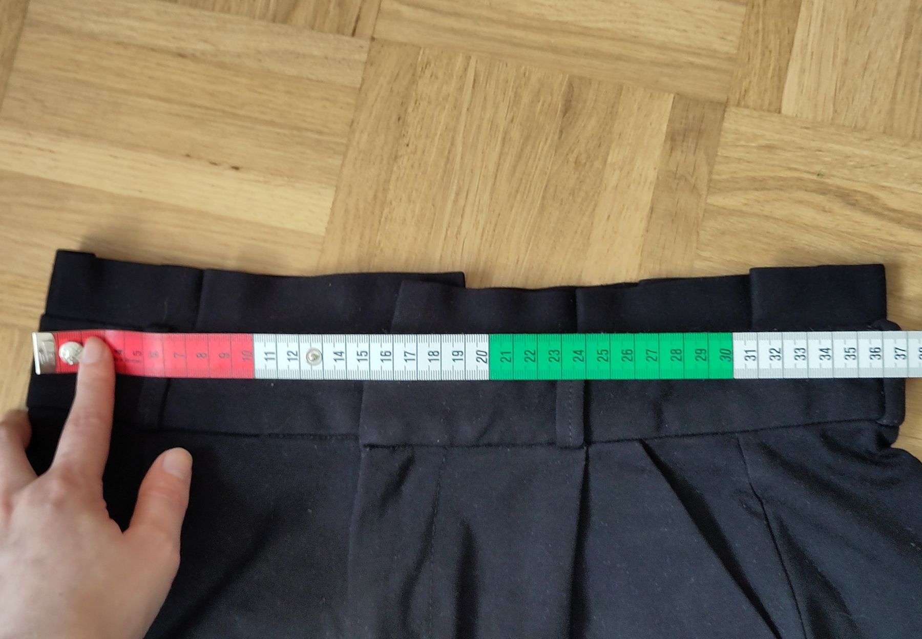 Vero Moda Hosen: Hosen Vero Moda Gr. S, mit Gürtel – Gebraucht aus Bern von icanhearyoursmile 8
