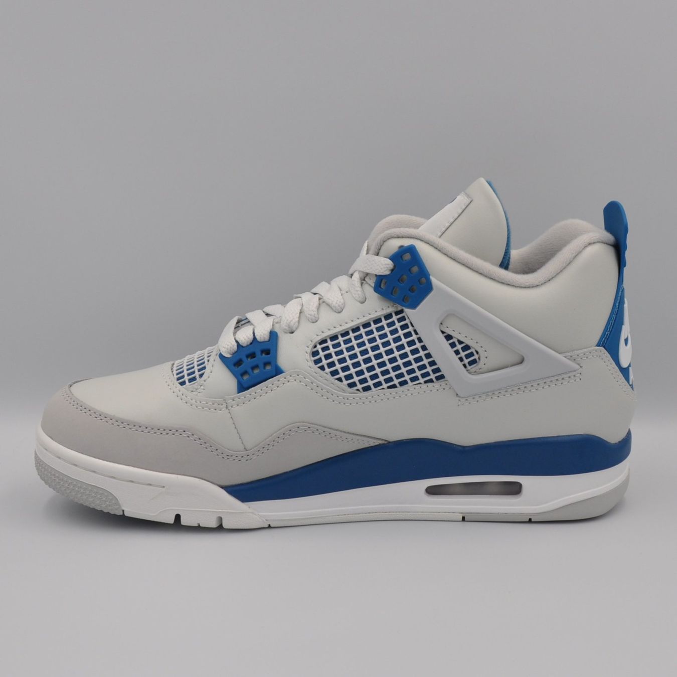 Jordan Scarpe da uomo: Jordan 4 Military Blue 43 – Nuovo e nell'imballaggio originale da Bern venduto da SneakerheavenLT 2