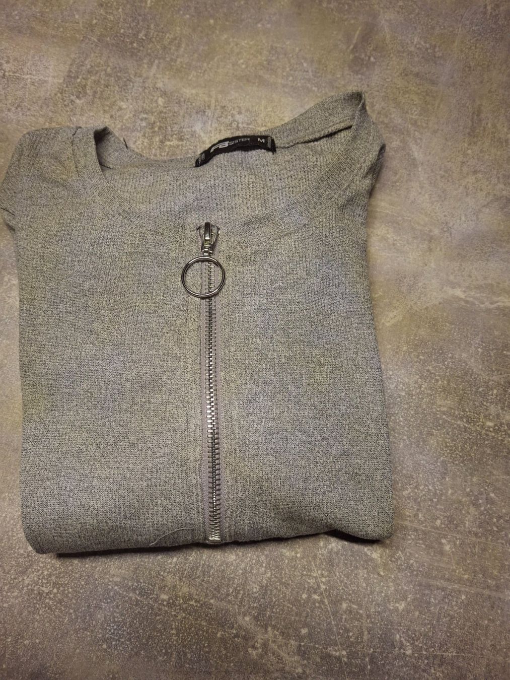 Kleider: Robe près du corps taille M marque FB Sister – Gebraucht aus Villiers von san_jn5w 6