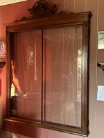 Vitrine Ancienne Louis  XV pour collection ou fusils