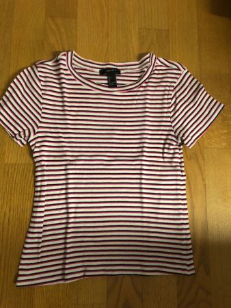 FOREVER 21 T-SHIRT XS/S
