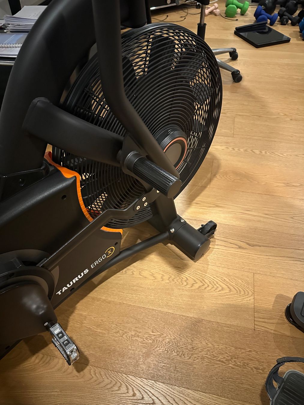 Taurus Hometrainer: Taurus Airbike Ergometer – Usato da Aesch ZH venduto da Shoper1 2
