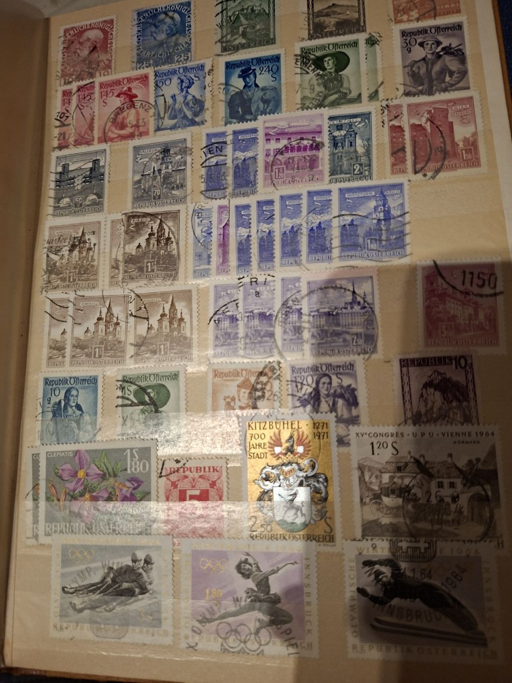 Tutti i francobolli: Briefmarken Album diverser Länder – Usato da Balgach venduto da SIMEON27 8