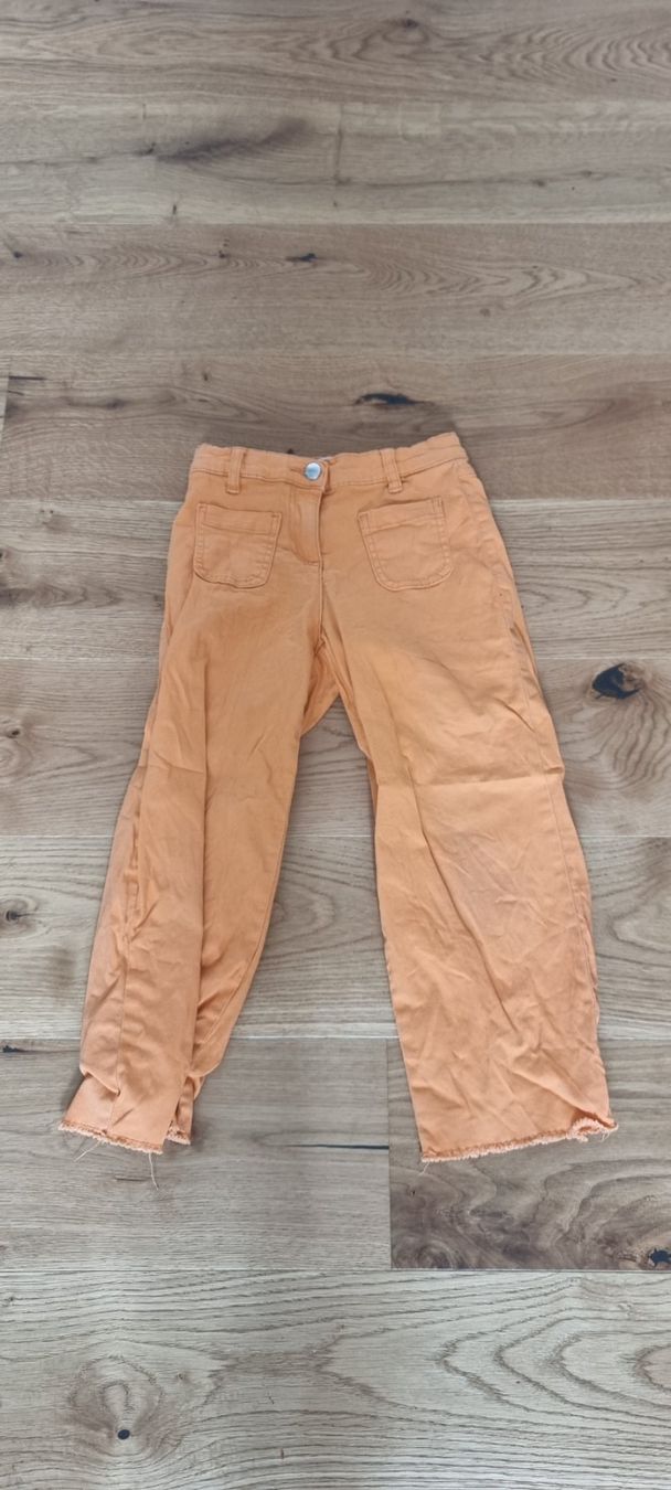 Pantaloni: Mädchenhosen Grösse 128 – Usato da Lachen SZ venduto da allesweg78