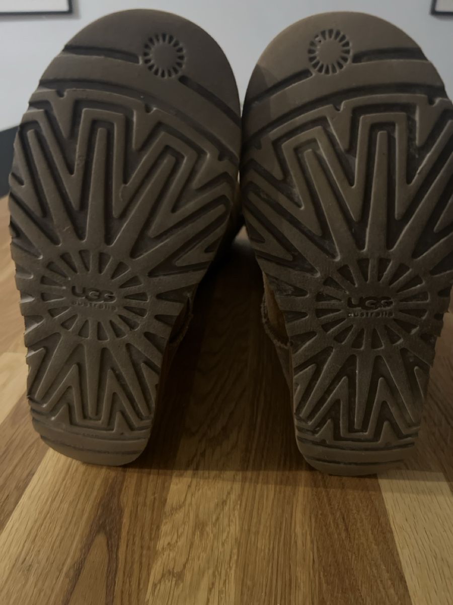 Ugg Scarpe da donna: JOLIE BOTTE UGG – Nuovo (secondo la descrizione) da Brügg BE venduto da traindenuit 3