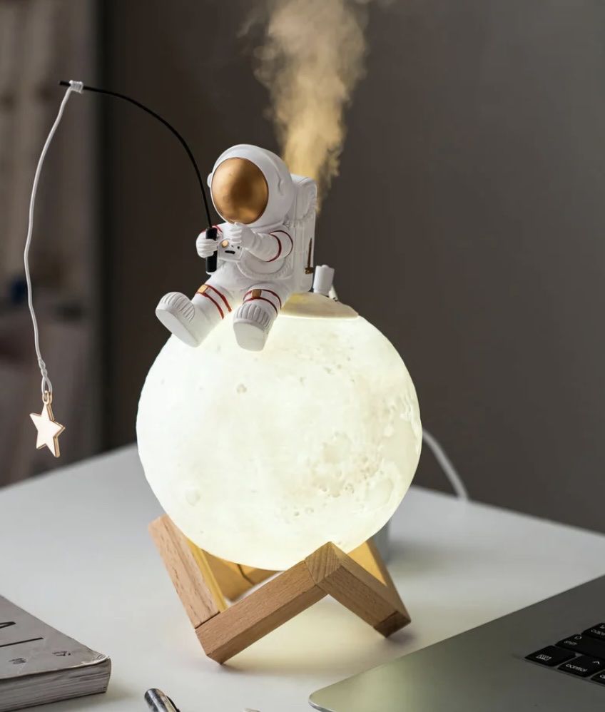 Diffusori di oli essenziali: Astronauten Aroma-Diffusor – Nuovo e nell'imballaggio originale da Frümsen venduto da Swissline90