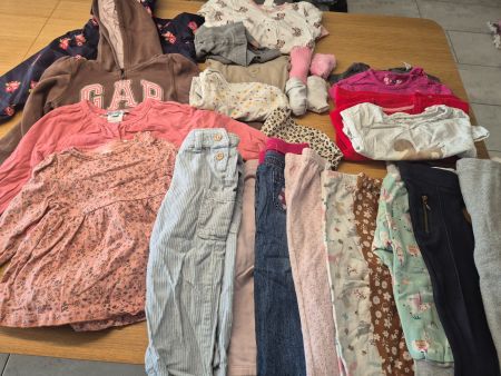Kleiderpaket 5, Winter, Mädchen, 27 Teile, Grösse 86