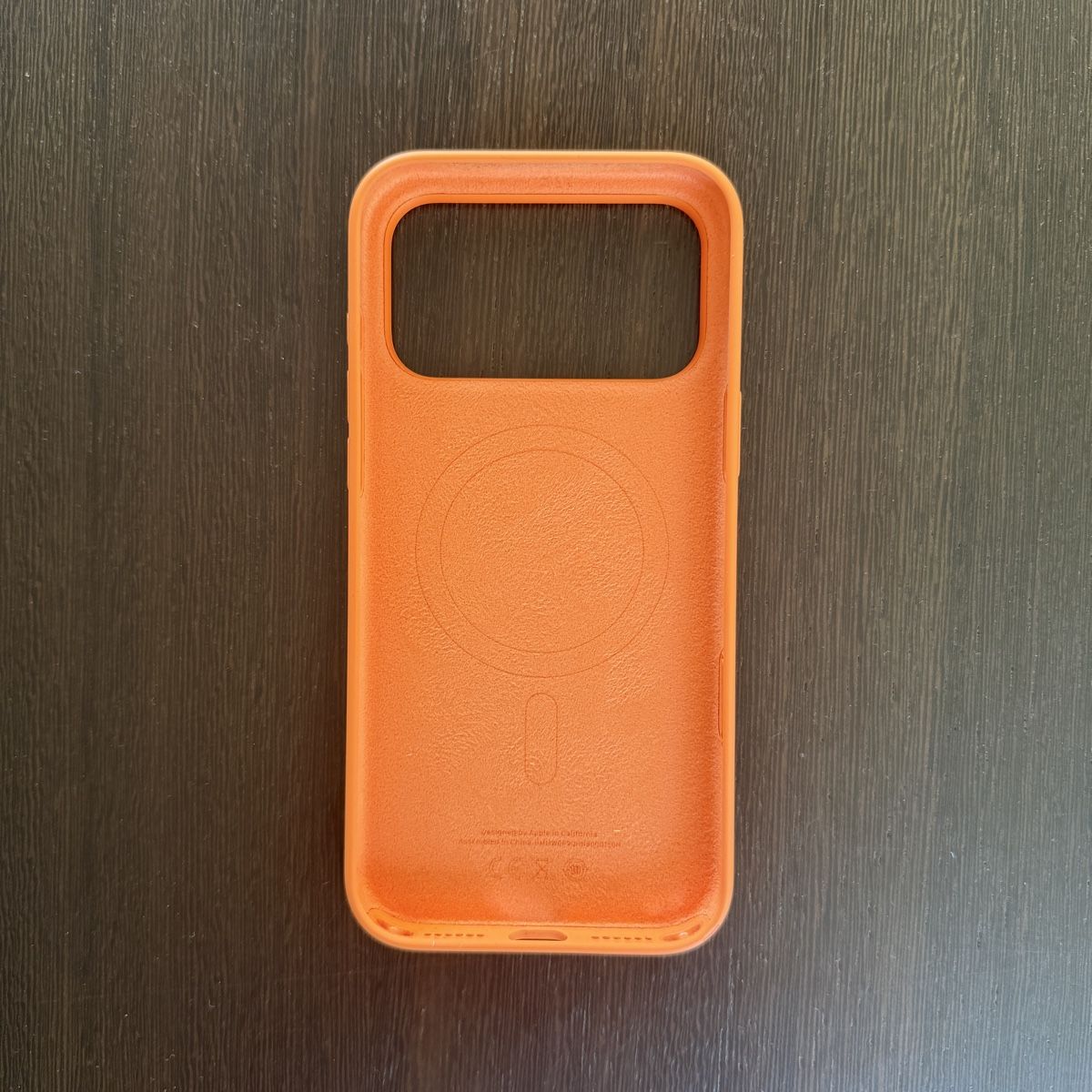 Apple Coques & Protection écran: Apple Hülle für iPhone 17 Pro Max – Neuf (Voir description) à Uetikon am see par seller.2020 2