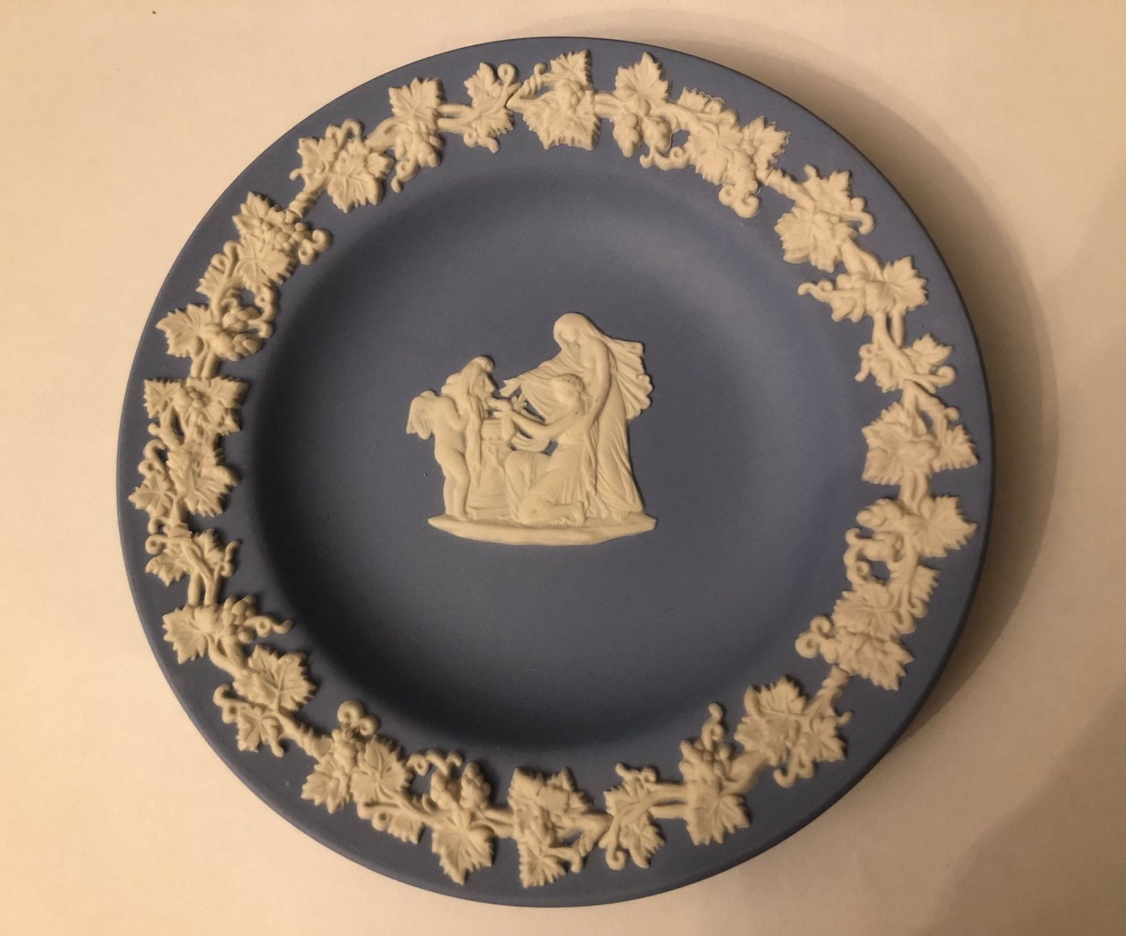 Wedgwood Piatti: Wedgwood, kleiner Teller, hellblau – Usato da Neerach venduto da hankel