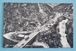 Schöllenen - neue und alte Teufelsbrücke - Restaurant